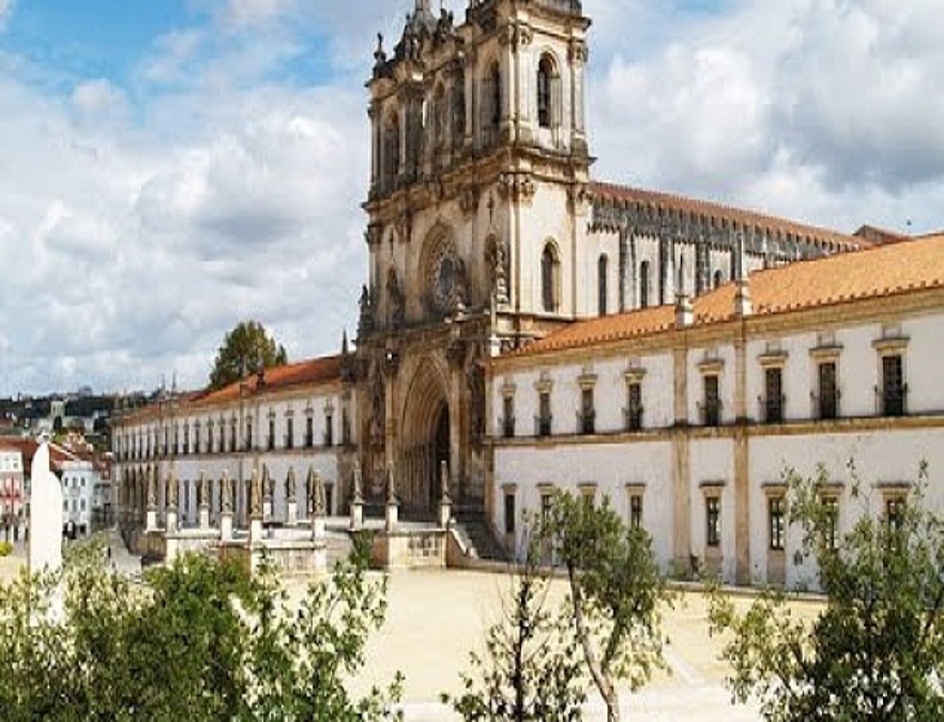 Дворцы Португалии